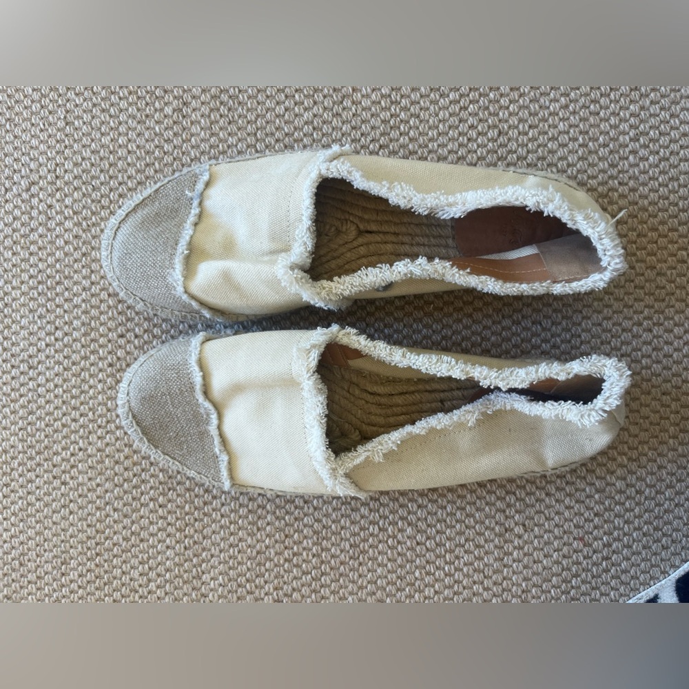 Castaner Fringe Espadrilles size 40 - Picture 3 of 7